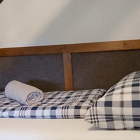 アパート Puszta Vendeghazak 2. Tiszafüred